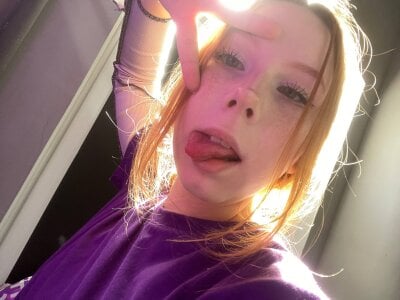 TarynJoice Public Pic 4