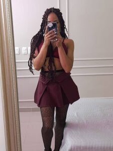 LailaDavidson Public Pic 3