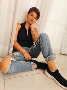 MarianaSanz Something casual out of home Kuva