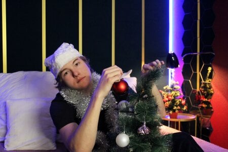 DonaldWoonのHo-Ho-Ho 🎅🏻 Christmas is here 🎄⭐️の 2枚の写真