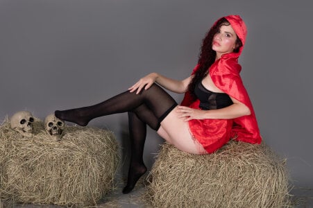 ThaliaCross Halloween Pic 3