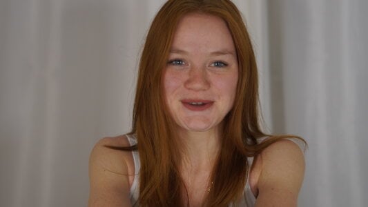 KarlynGow Body Language Pic