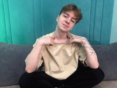 Paul_Holt Public Pic 6