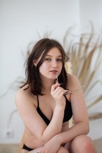 henta1sonya mee Poză