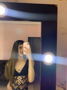 veronicarose_ Public Pic 6