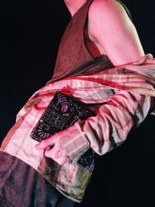 [1] NERDY CLASSMATE de ravi_olle  4 photos