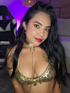 dani_velvet A wild goddess just being herself 🕯️ Pic 5