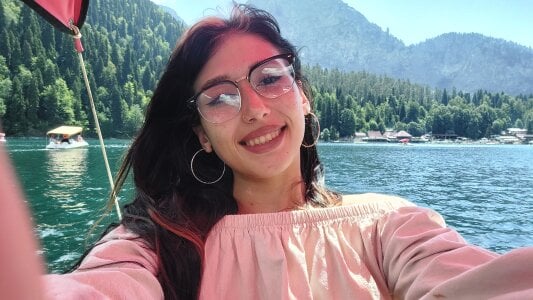 ArlaBlake Cutie Mia Pic 4