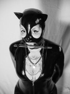 MaidenOfPain by me de ourmediumismeat  4 photos