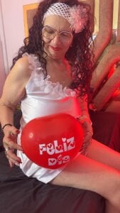 agatha_ross26 🤍Can you help me with my dress?🤍 รูป  5