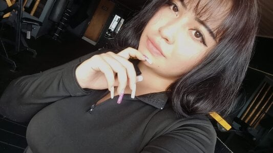 Public de peachy_hot  4 Imagens