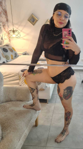 LanaGodard Look at me 🖤💦💥 รูป  4