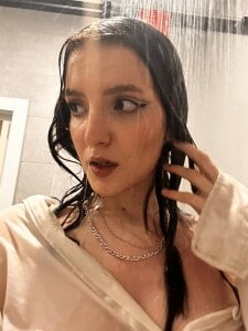Stella_Blaze Wet shots 🥵 Photo