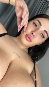 boobzilla_Do you like it raw ? 😋 Bild