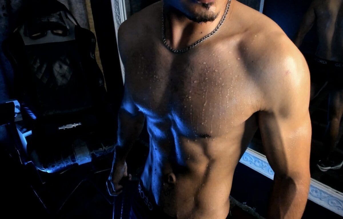 NicolaiKarav 님의 트렌드 중인 사진  4876개