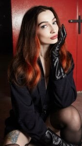 MarieKarma 🖤🧡 Pic 7