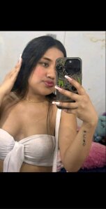 Girls_latinassdestroy LITTLE MELANY Pic 2