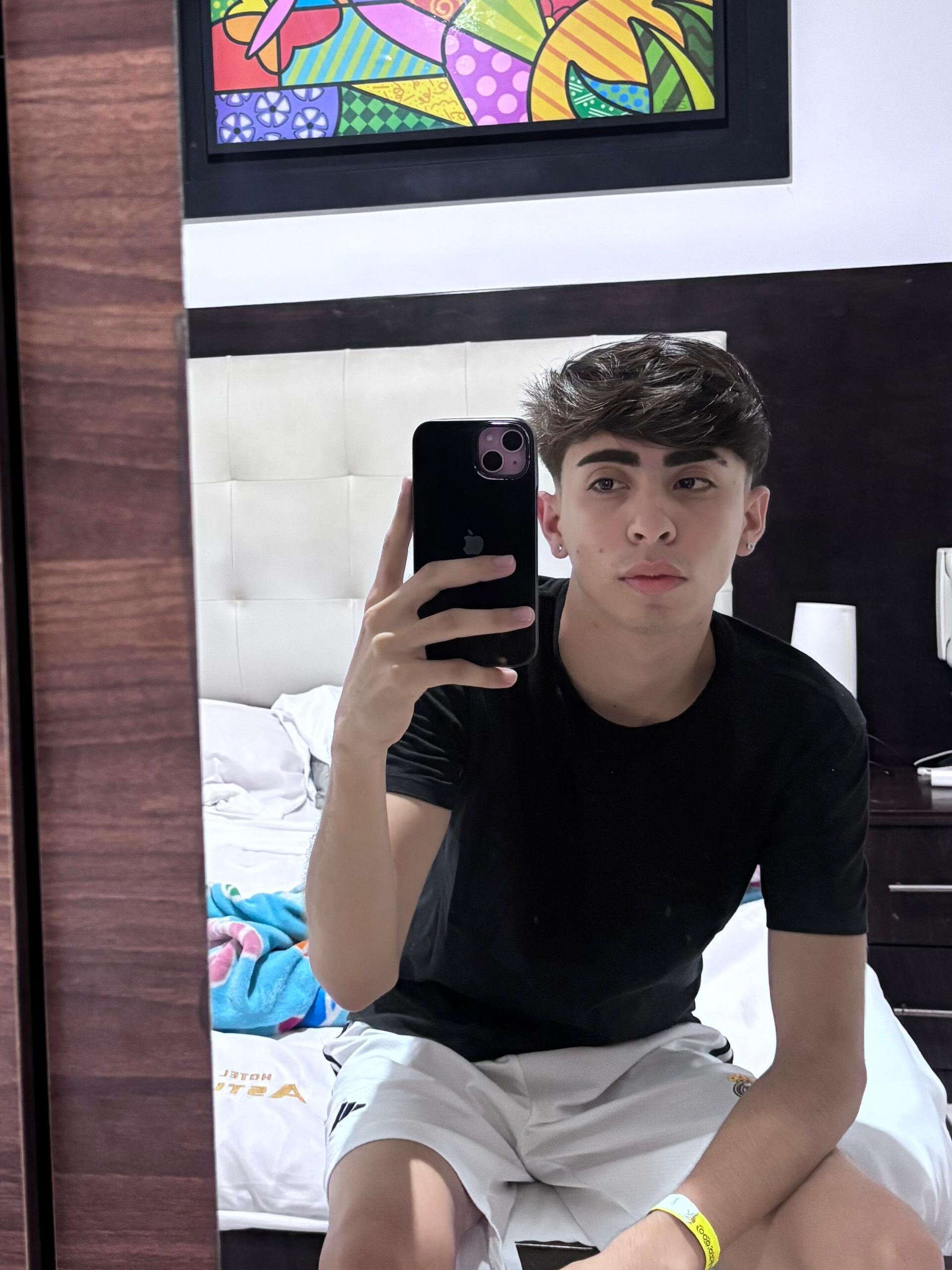 Michael_Boyss Public Poză