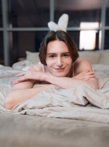 madi_snow playful girl slika 8