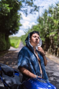 AlanRed_ Quiet, but with a thousand sins. 😈🔥🖤 Pic 4