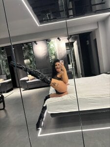 GallienneGray Public Pic 7