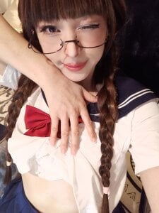 coco-jiang 开心 Pic 2