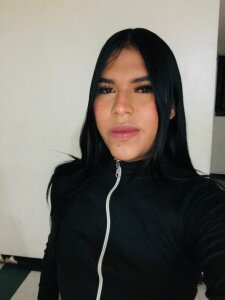 Valentina_Lozano_ a little of me Pic 3