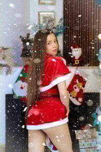 VioletaNova Holiday Glow ❄ Pic 3