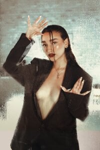 Emily_Rousess Public Kuva 9