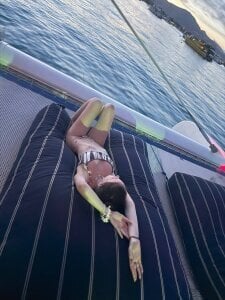 Naomi___Rias Naomi around the world Pic 3