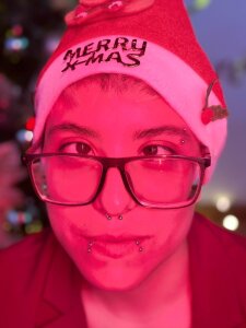 ArielFoster Christmas Pic 3