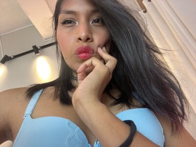 Wildkiitty Public  3টি ছবি