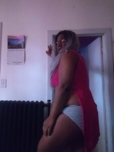 BebeThickTsWoman30 Public Εικόνα 2