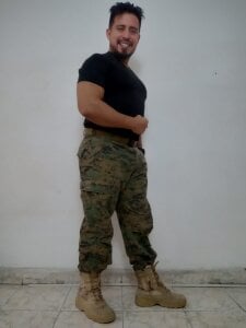 KalethBigDick horny uniform Bilde