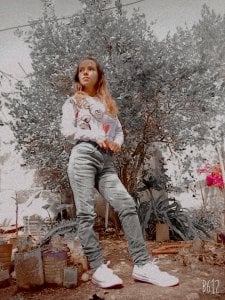 Dama_Scarlata18 Public Photo 4