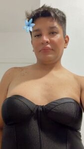 ashsophie26_98 Public Pic 4