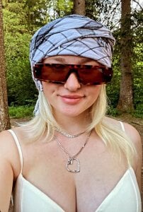 VladaHotxx Public Pic 5