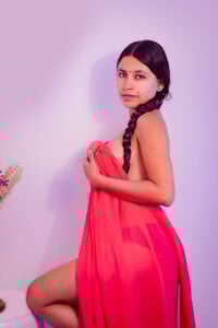 navya__ Public Foto 2