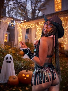 Raquel_jones Sweet or me? 🎃 Foto 3