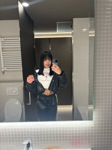 ElizaQueen777 Little bit more about me Pic 2