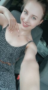 PamelaWet Selfies in my BMW x1 Pic 7