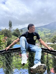 Latino_Junge 🏍️🌳 Pic 8