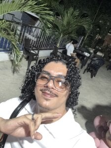 Straight_with_curls White ⚪️ Pic 4