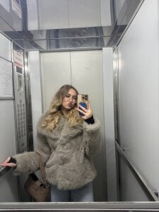 Kat_Catherine Public Gambar 2