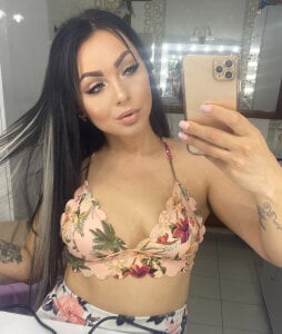 AnitaLevanta Public Pic 2