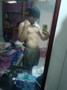 RichardWT Public Pic 4