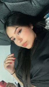 welcomen to my room_ de esmeralda_diaz_  2 Imagens