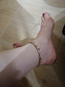 Virginass2000 My royal feet Pic 3