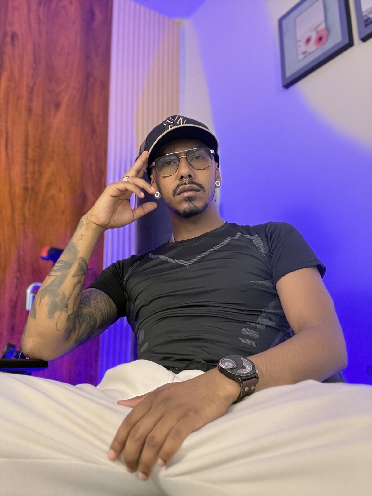 Трендове зображення  6782 Latinmoster_boss