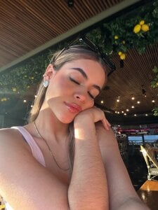 lilith4_s Cute face💗😍 Pic